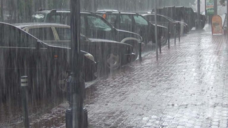 Синоптики дали прогноз погоди на вихідні в Україні! Очікується  похмура погода — майже всюди йтимуть дощі!