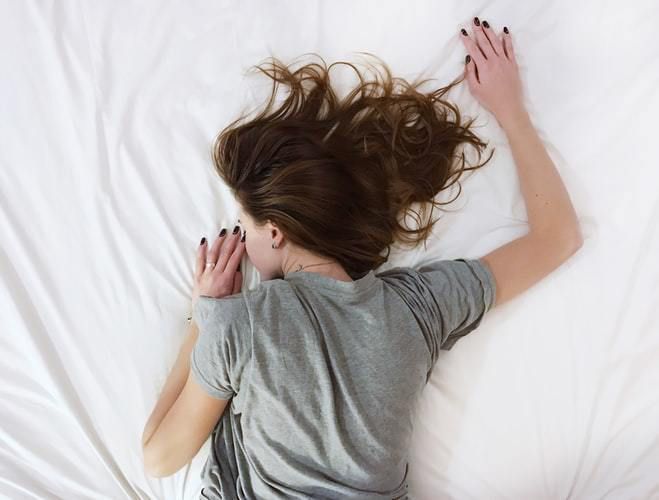 Чим небезпечне недосипання!  Негативні наслідки поганого сну!