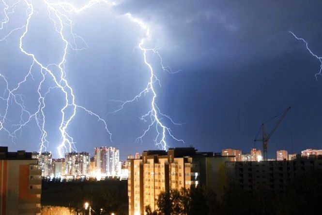 В Україну суне небезпека! Синоптики розповіли про прогноз погоди на 18-19 липня!