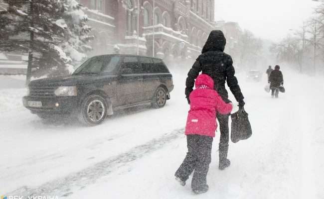 Погода в Україні стане ще гірше: прийдуть морози і сильні снігопади