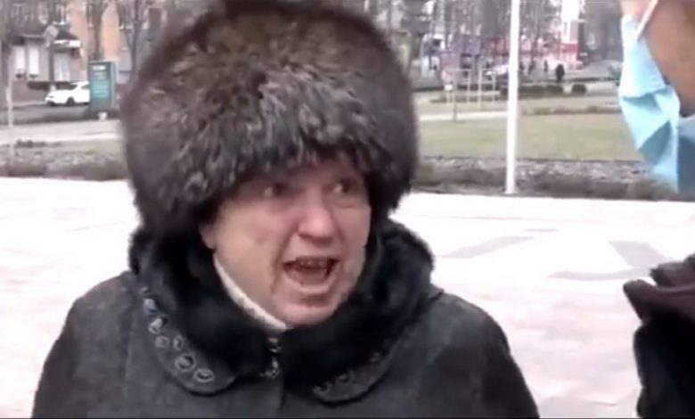 “У нас регион, который говорит на русском! УВАЖАЙ!” Ажіотаж у Мережі викликало відео з жінкою, якій не сподобалось звернення на українській мові