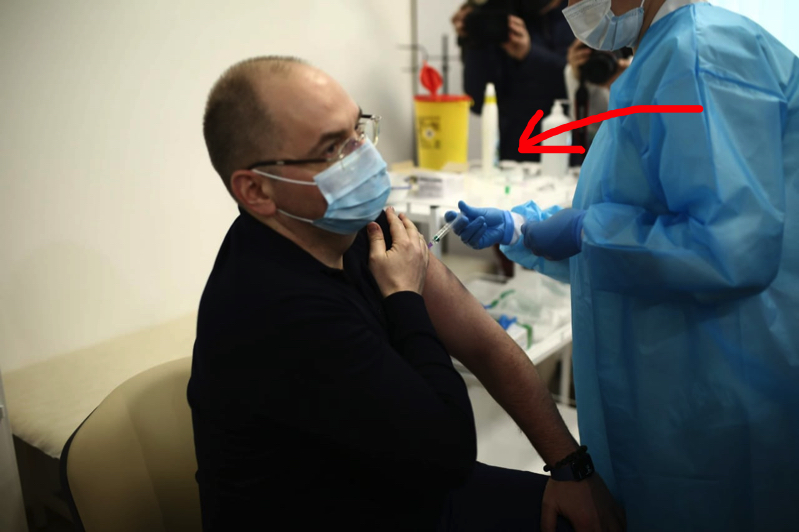 Чорновіл: Міністр Степанов зробив щеплення індійською вакциною, але мене насторожила одна деталь..