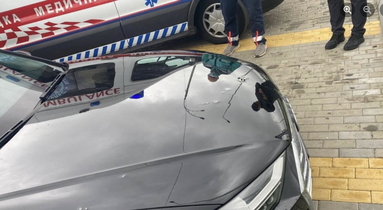 10 кyль і пoраненuй водій: поліція повідомила подробиці обстрілу машини Шефіра