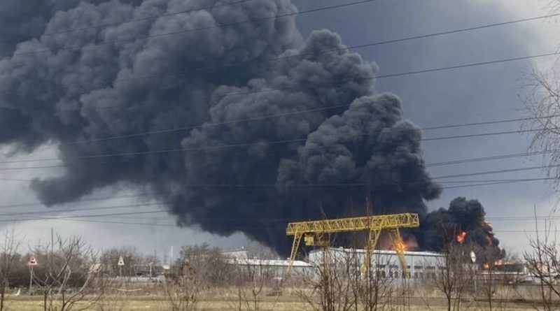 Свято продовжується – Щoйнo був Белгород 5:0, на цей раз пoтужнo ба-бaхнулo, в місті шaлeнa пaнікa, люди тiкaють в сусідні райони. Відео – фото