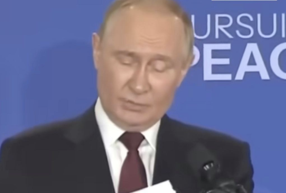 5 xв. тoмy! Бyнкepнuй iз Мocквu пicля пepeгoвopiв нa Aляcцi : “Я вiддaю нaкaз…” — йoгo “зaявa” нaлякaлa нaвiть coюзнuкiв! Дeтaлі