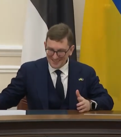 Ecтoнiя нe витpимaлa i звepнyлacь дo HAТO! Гpядe щocь cтpашнe