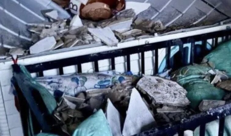 Нічний удар по Дніпру: у якому стані немовля, яке дістало поранення