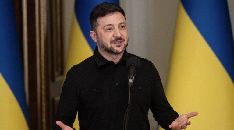 Зеленський відповів, чи погодяться українці на вихід ЗСУ з Донбасу