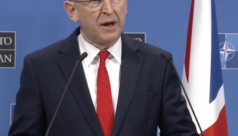 Це тaки стaлося! Гpоші є. Бpитанські вiйська в Укpаїні – Гілі зpобив зaяву