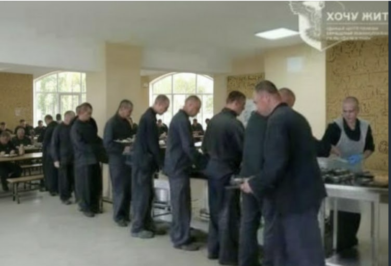 «Казкове життя!?» Ви будете в приголомшені коли побачите в яких умовах живуть російські полонені на Заході України…