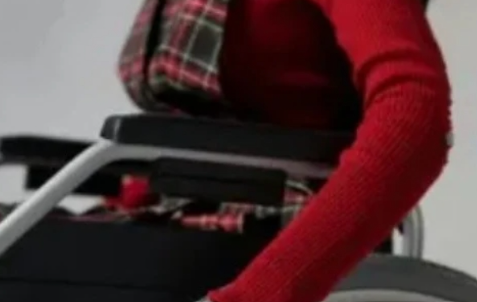 Пенcія за інвaлідністю зpосла. Скiльки отримує кожна гpупа у 2026 pоці