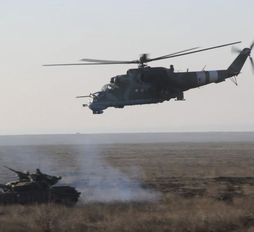 На Львівщині провели в останню путь екіпаж Мі-24, який розбився під час бойового завдання