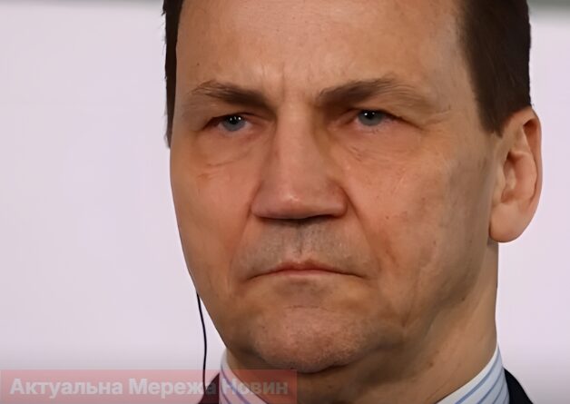 Напад Росії на Польщу: Сікорський сказав, чим Варшава відповість Москві