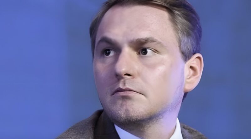 Генпрокурор Кравченко виїхав з України