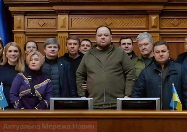 Воєнний стан та мобілізацію в Україні продовжили: скільки діятимуть обмеження